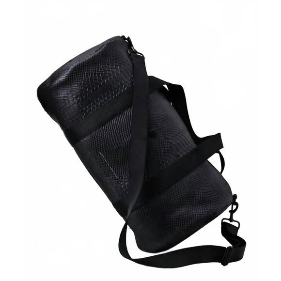 NEW AMPERSAND AS APOSTROPHE unisex o.g. convertible duffle bag in black